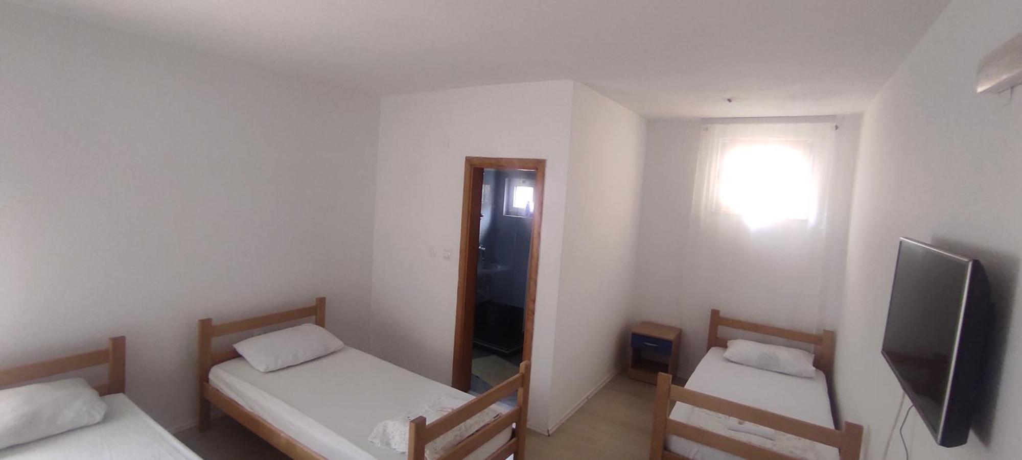 Hotel & Rooms Lombrelle Mostar Bagian luar foto